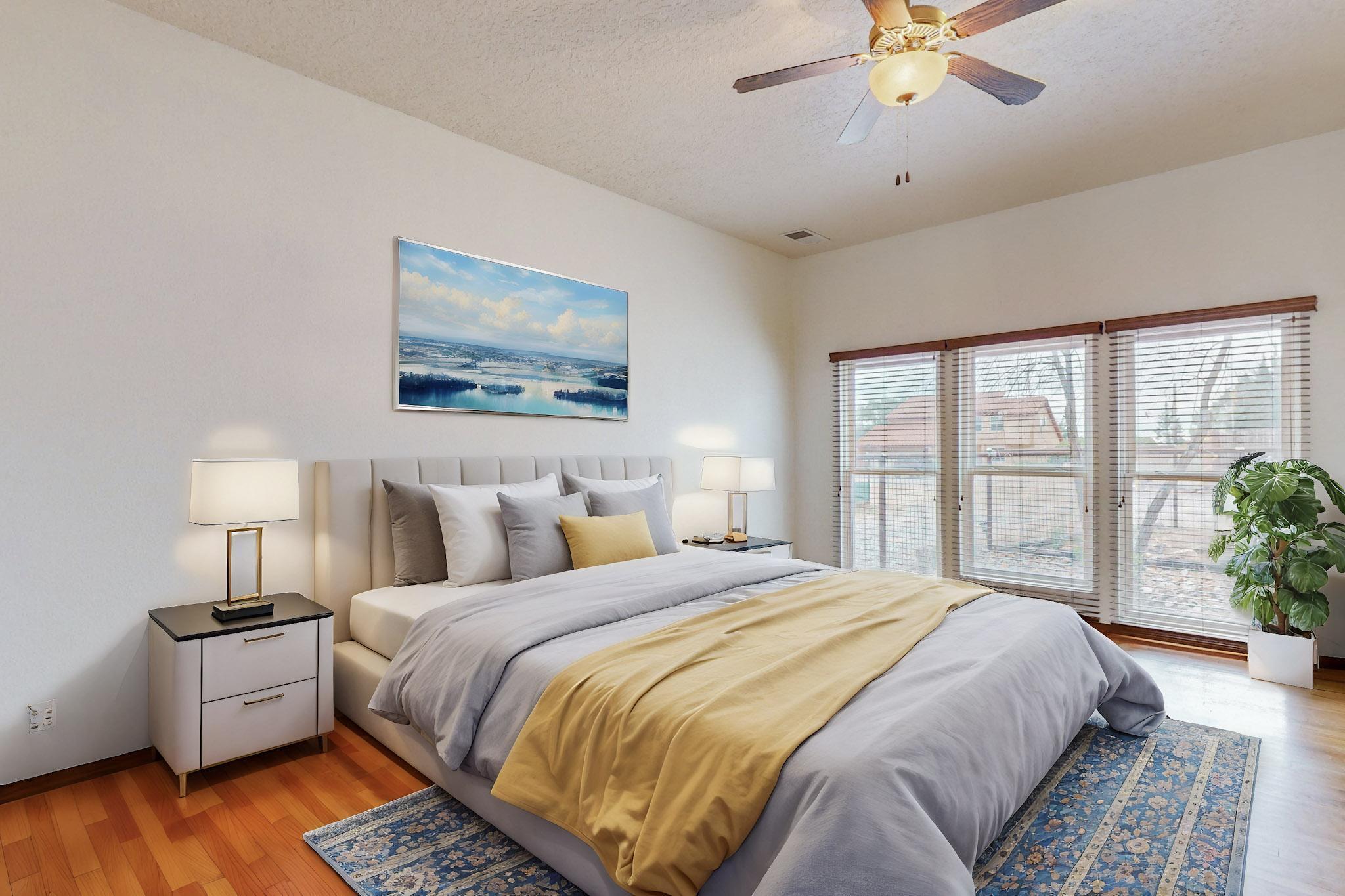 1039 W MEADOWLARK Lane