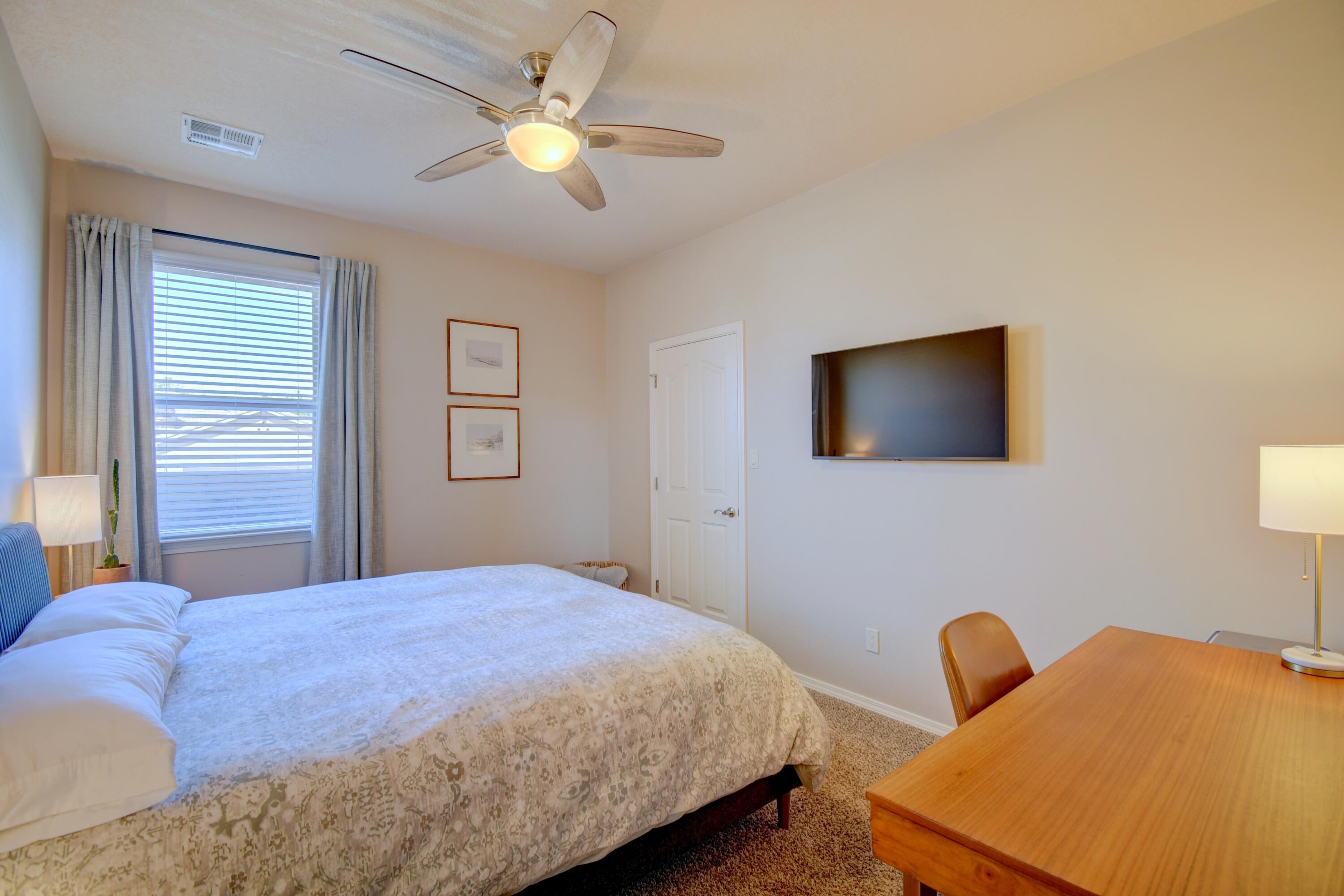 7321 DANA POINT Drive NE