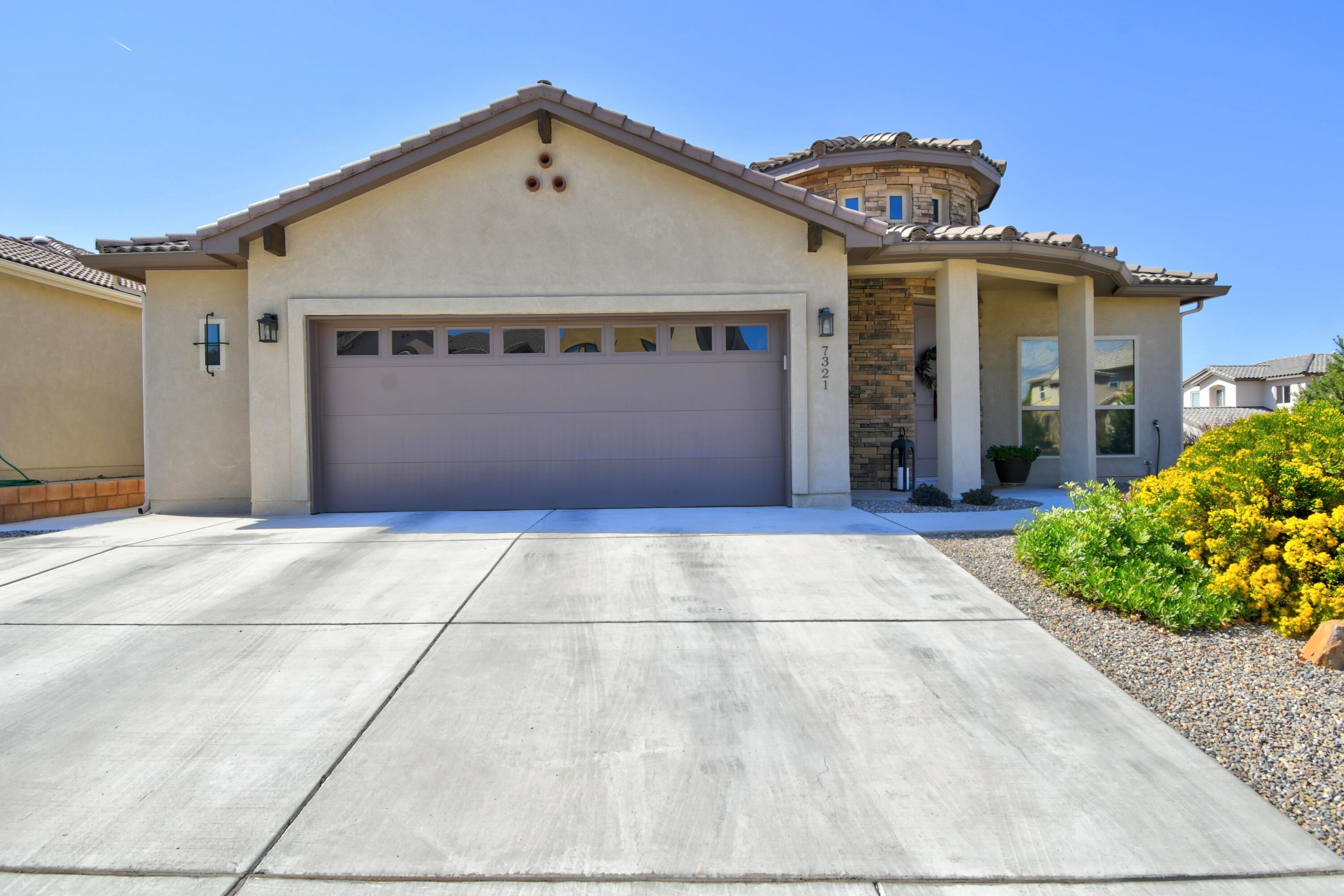 7321 DANA POINT Drive NE