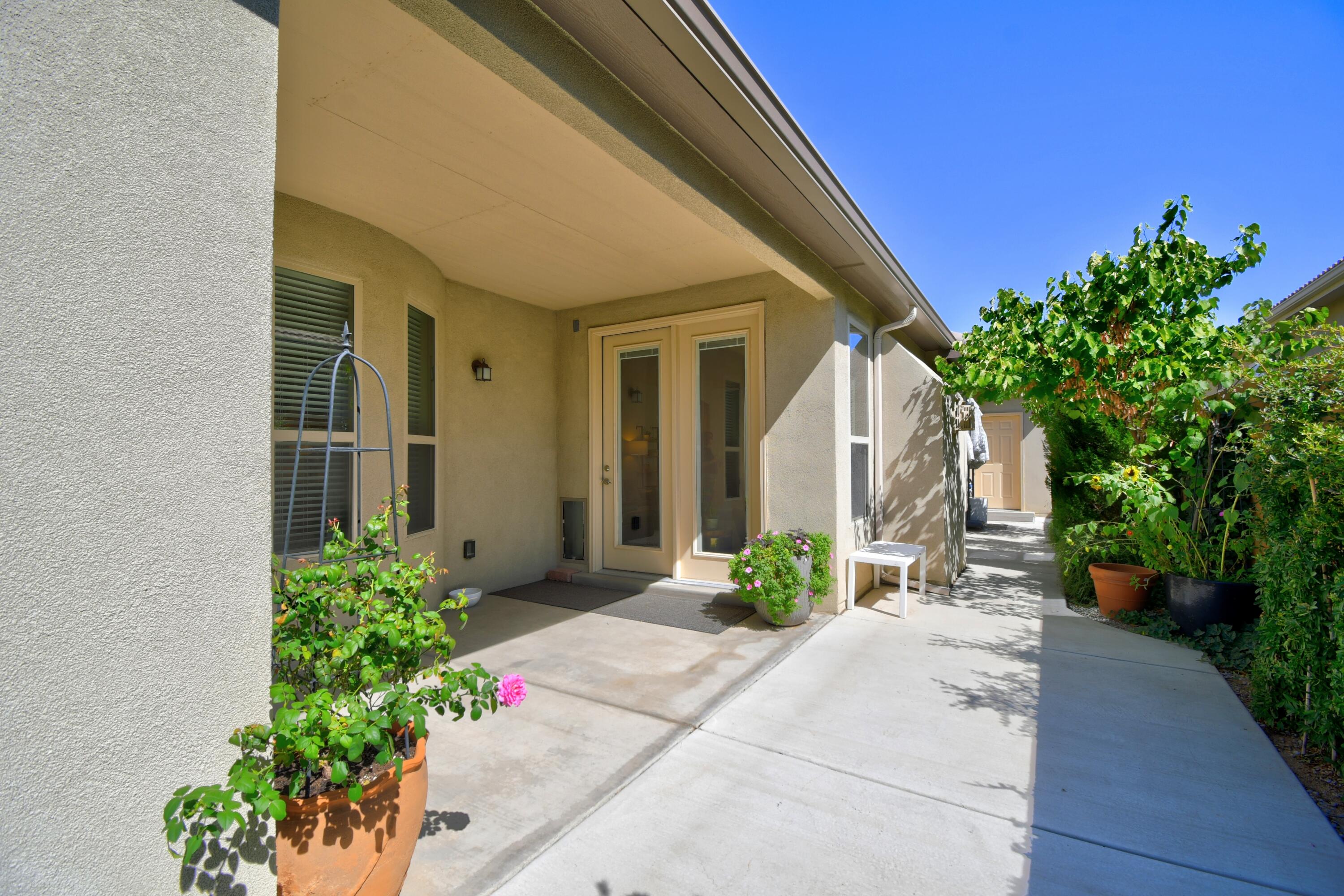 7321 DANA POINT Drive NE
