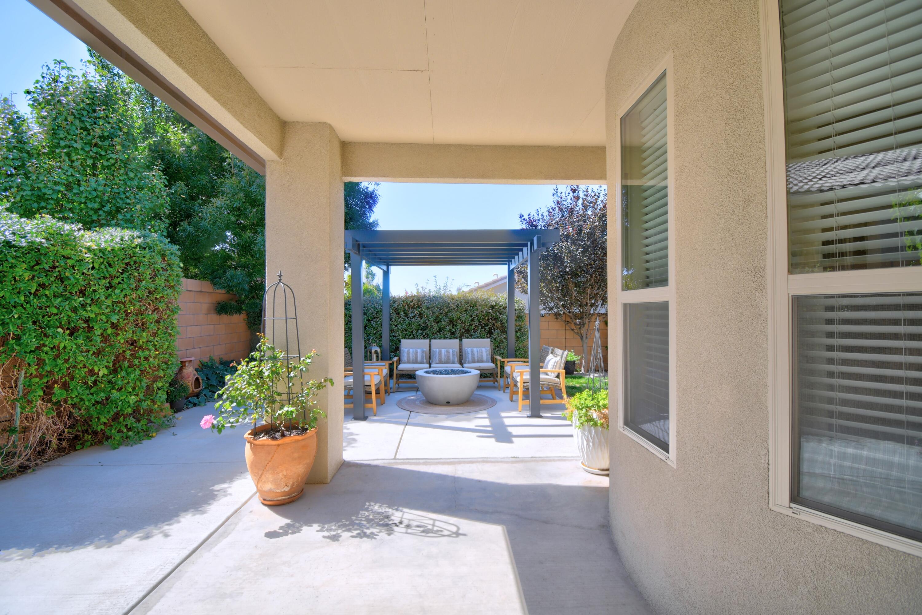 7321 DANA POINT Drive NE