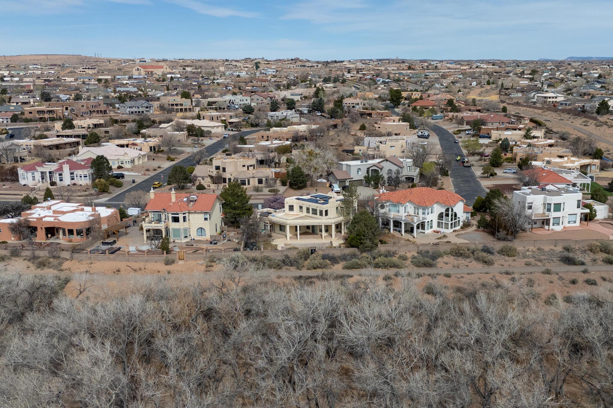 2094 Rivers Edge Drive NE