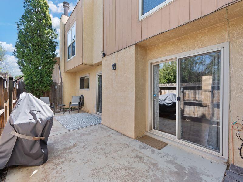 82 CALLE SAN BLAS NE