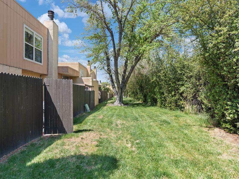 82 CALLE SAN BLAS NE