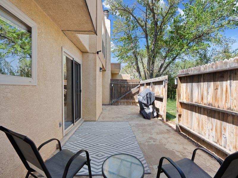 82 CALLE SAN BLAS NE