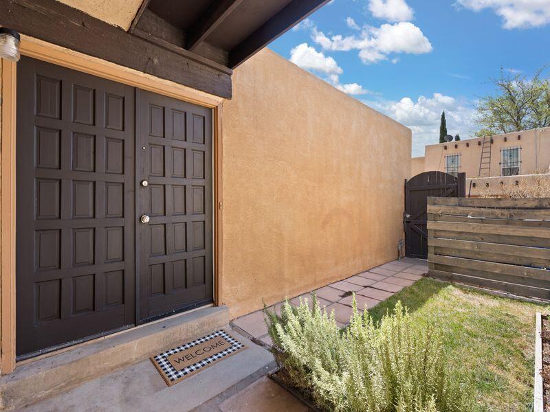 82 CALLE SAN BLAS NE