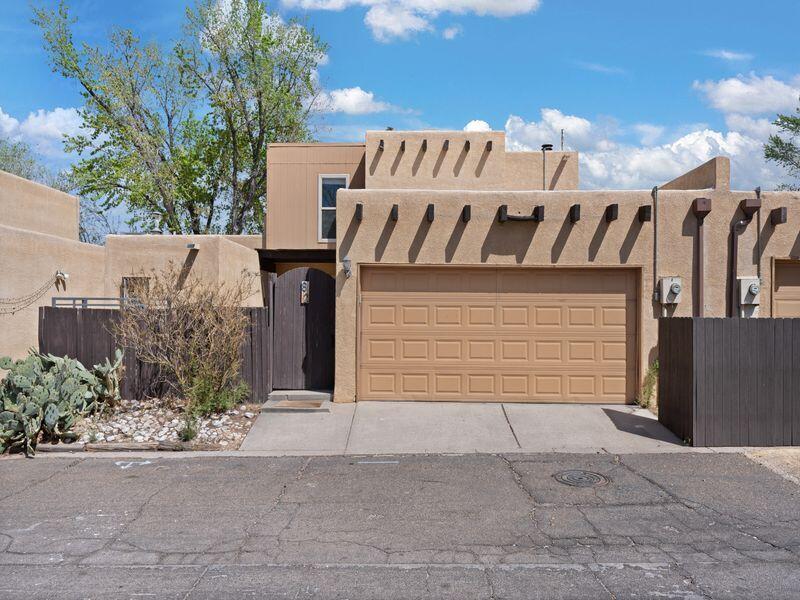 82 CALLE SAN BLAS NE