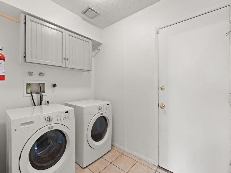 82 CALLE SAN BLAS NE