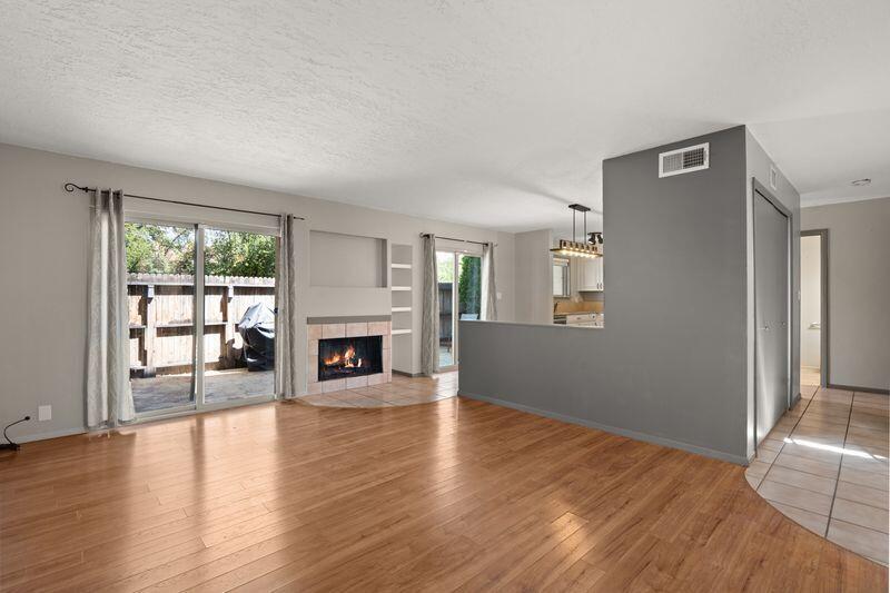 82 CALLE SAN BLAS NE