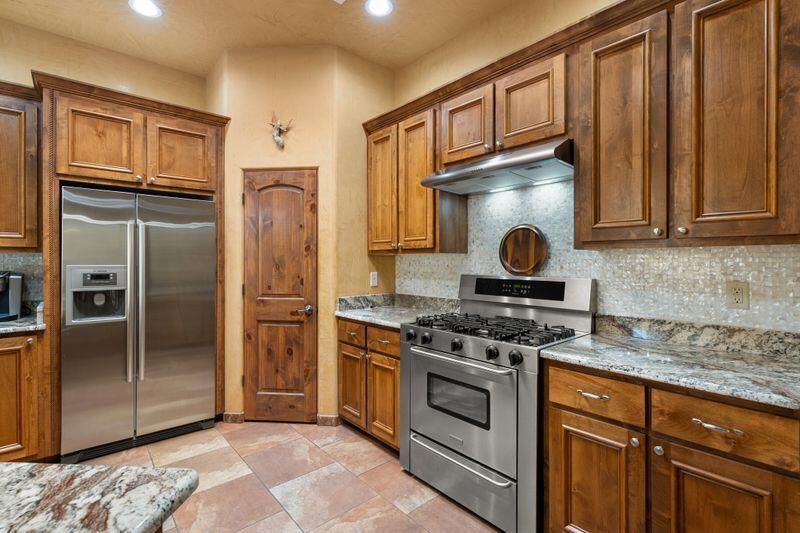 9845 BOULDER Street NW