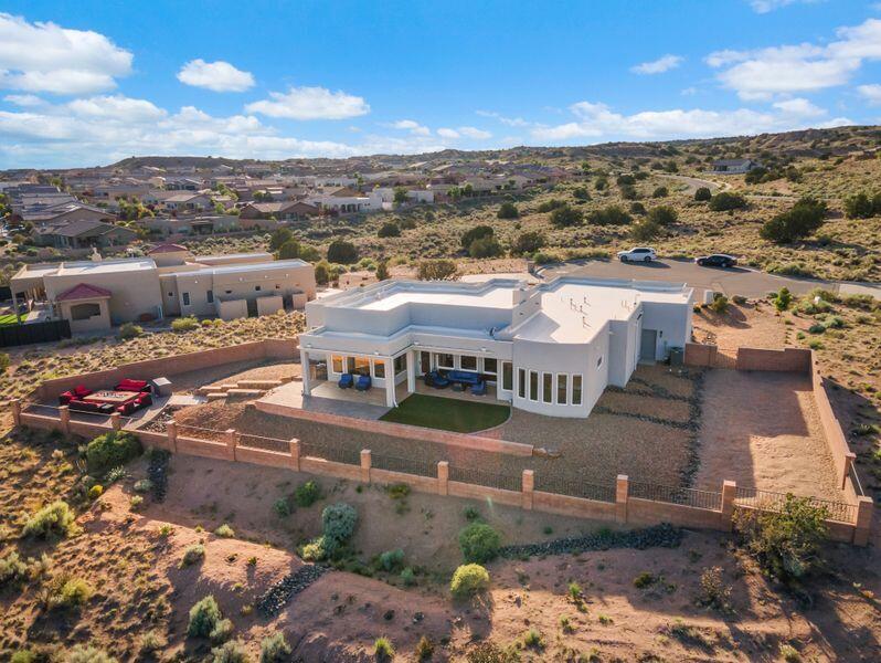 2324 Venada Road