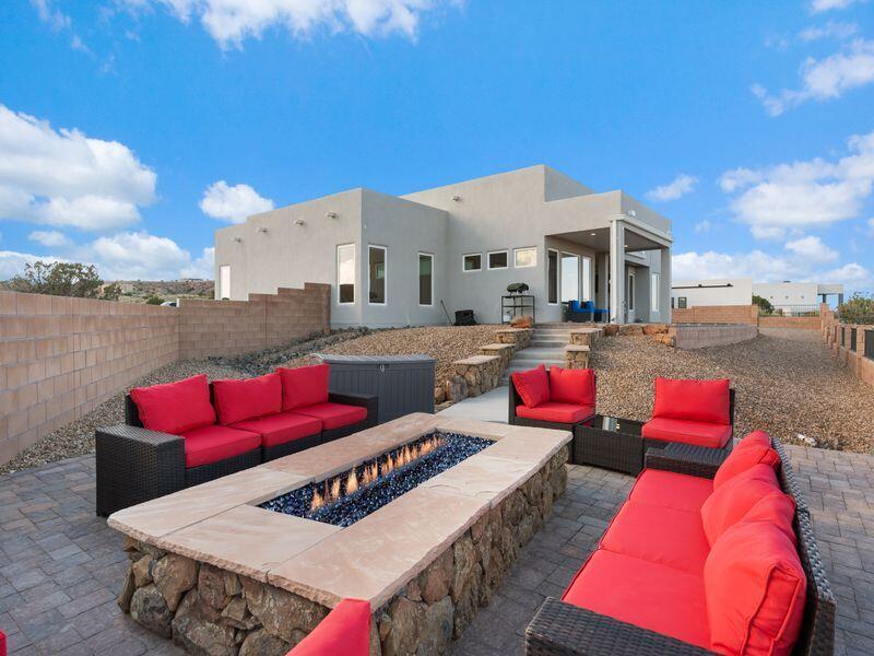 2324 Venada Road