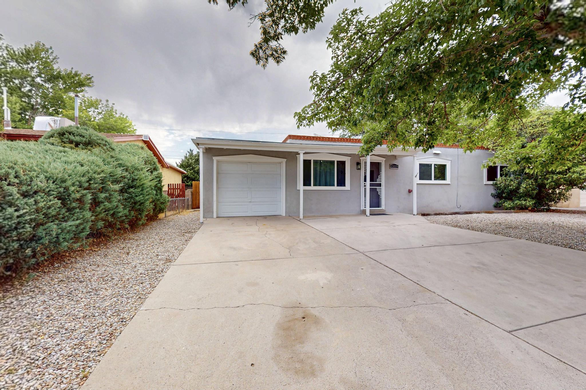 1509 Muriel Street NE