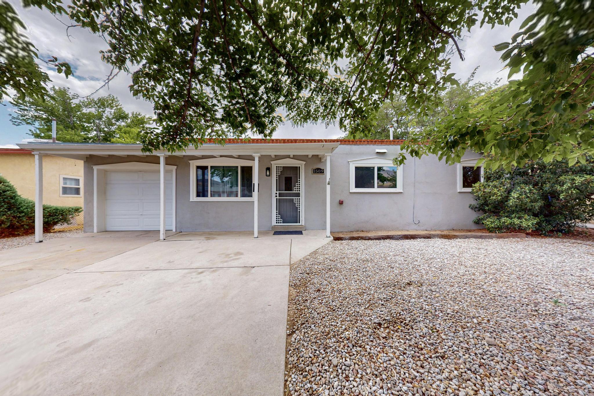 1509 Muriel Street NE