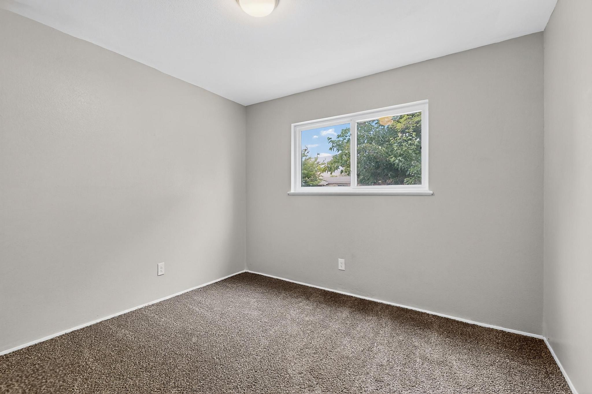 1509 Muriel Street NE