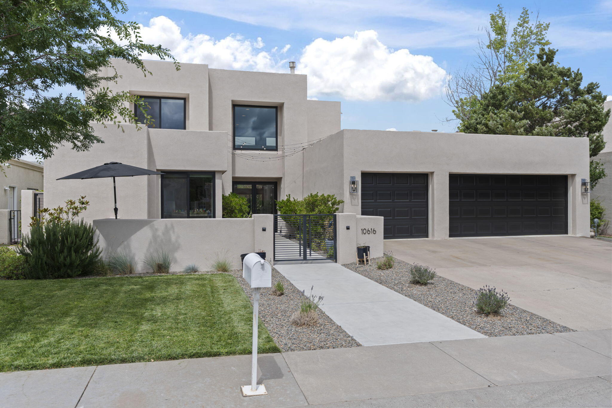 10616 PRESTWICK NE