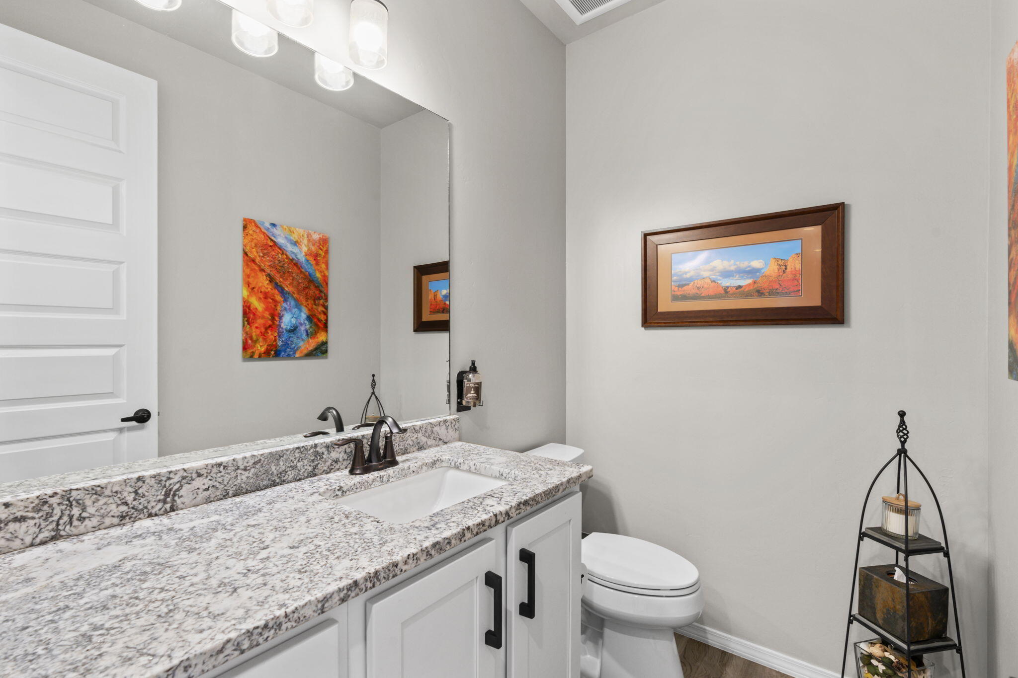 5611 Desert Sky Place NE