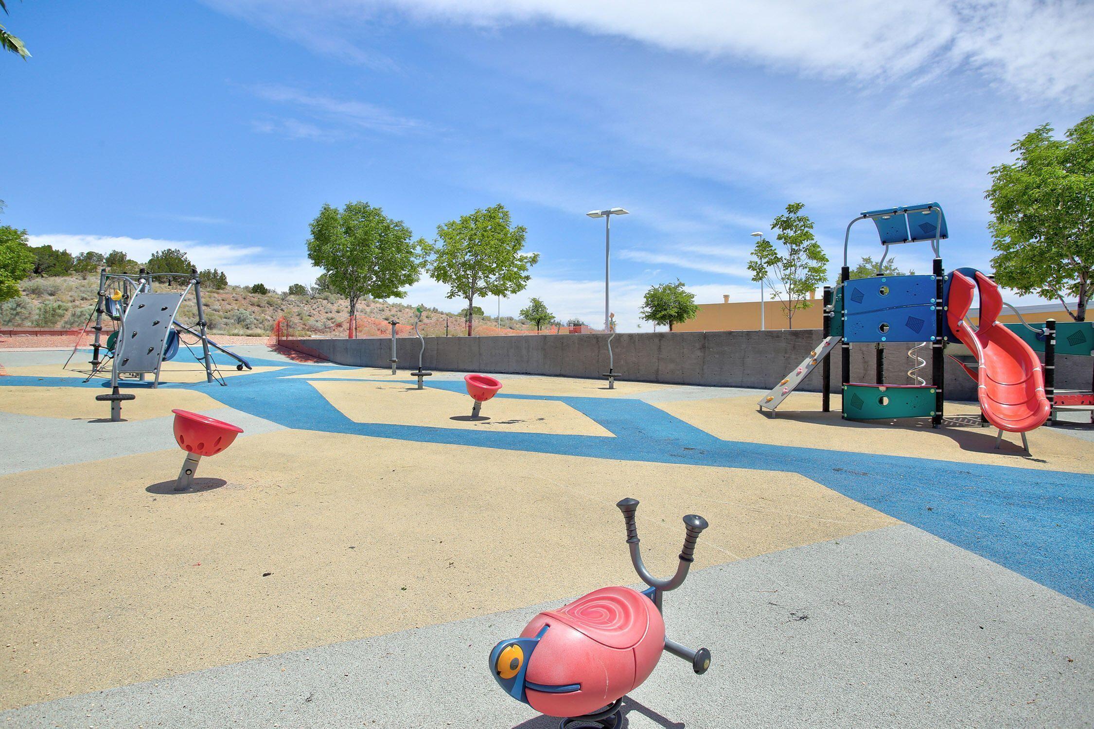 5611 Desert Sky Place NE