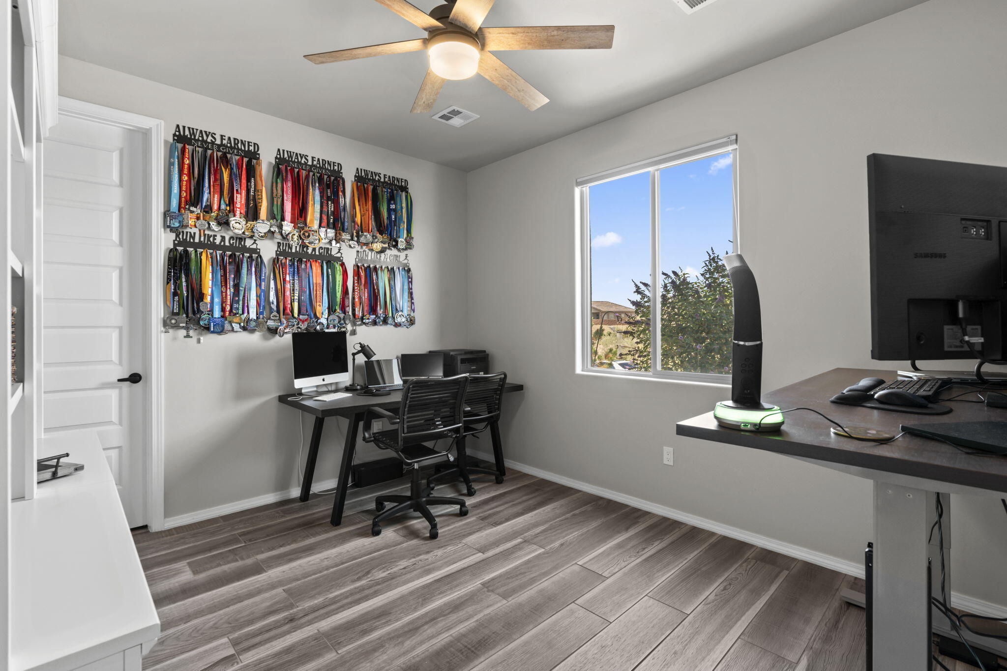 5611 Desert Sky Place NE