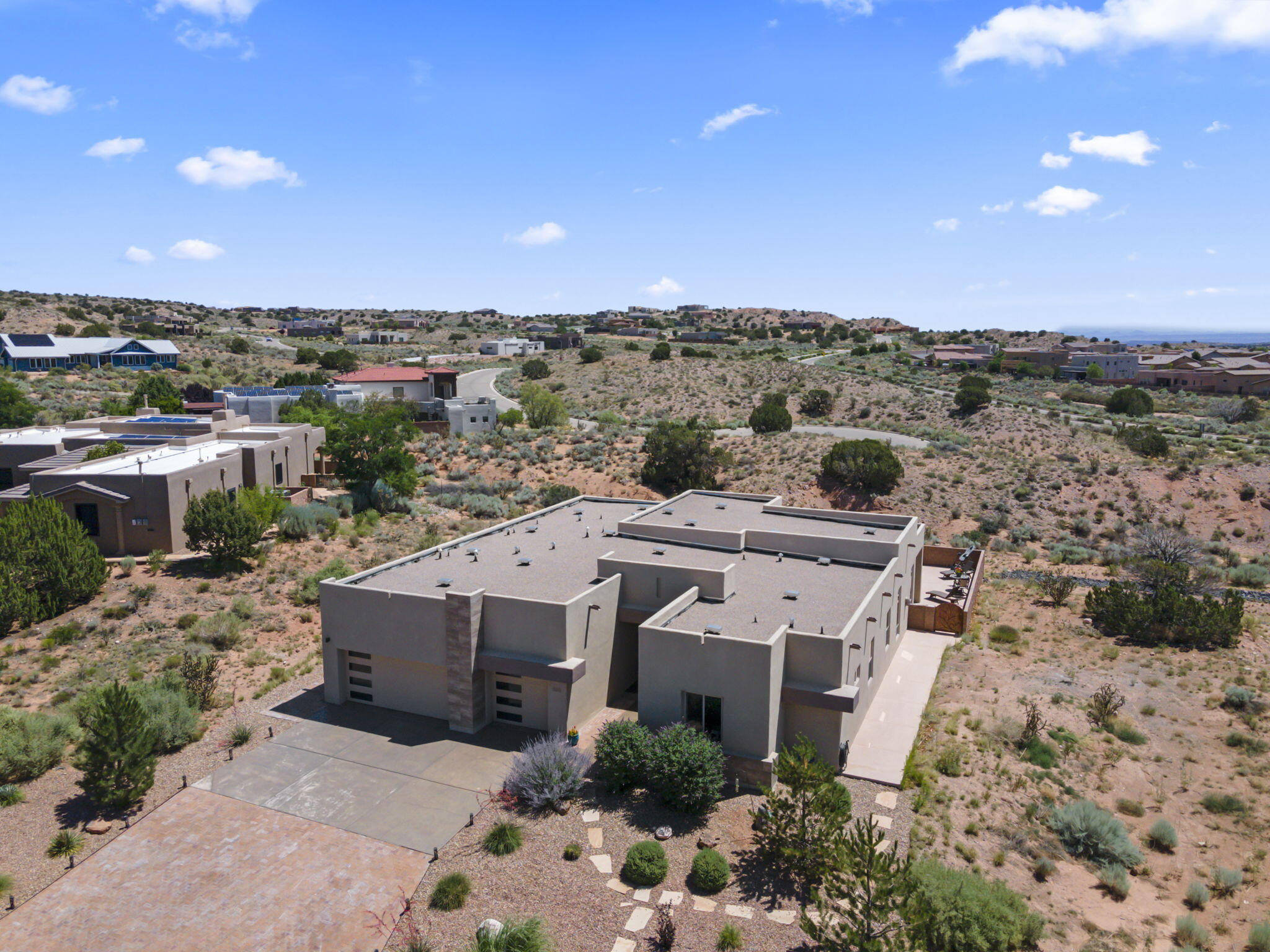 5611 Desert Sky Place NE