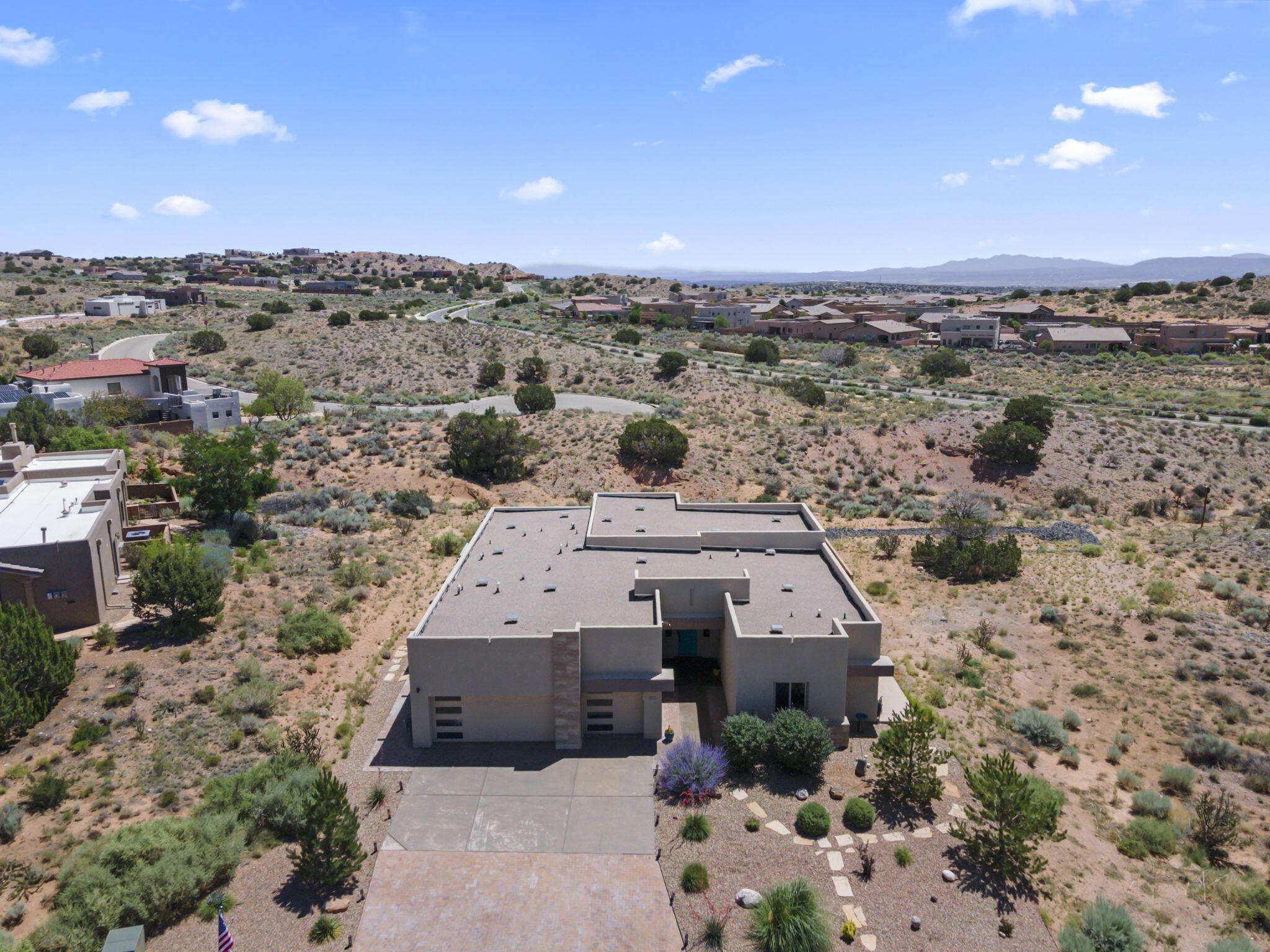 5611 Desert Sky Place NE