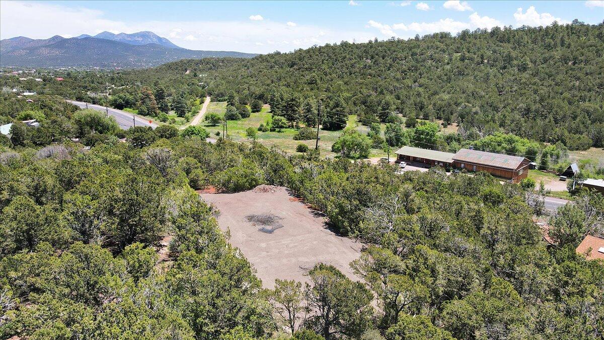 13 PINON Avenue