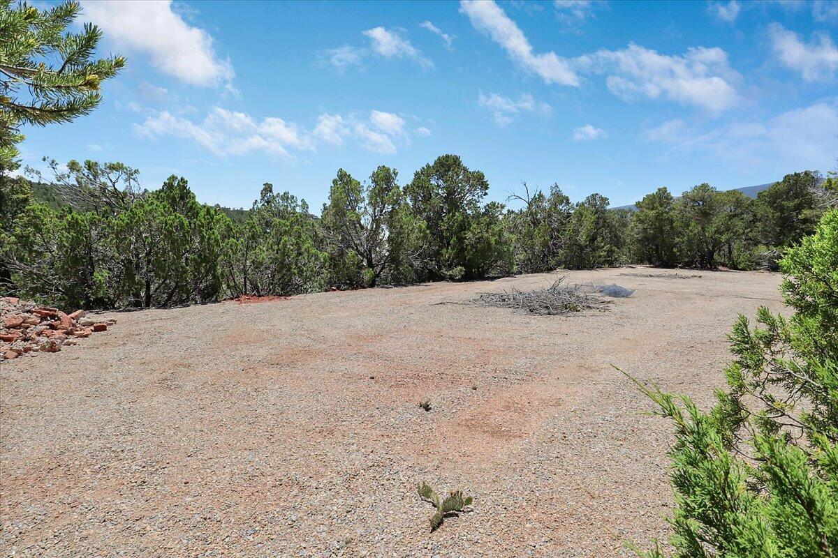 13 PINON Avenue