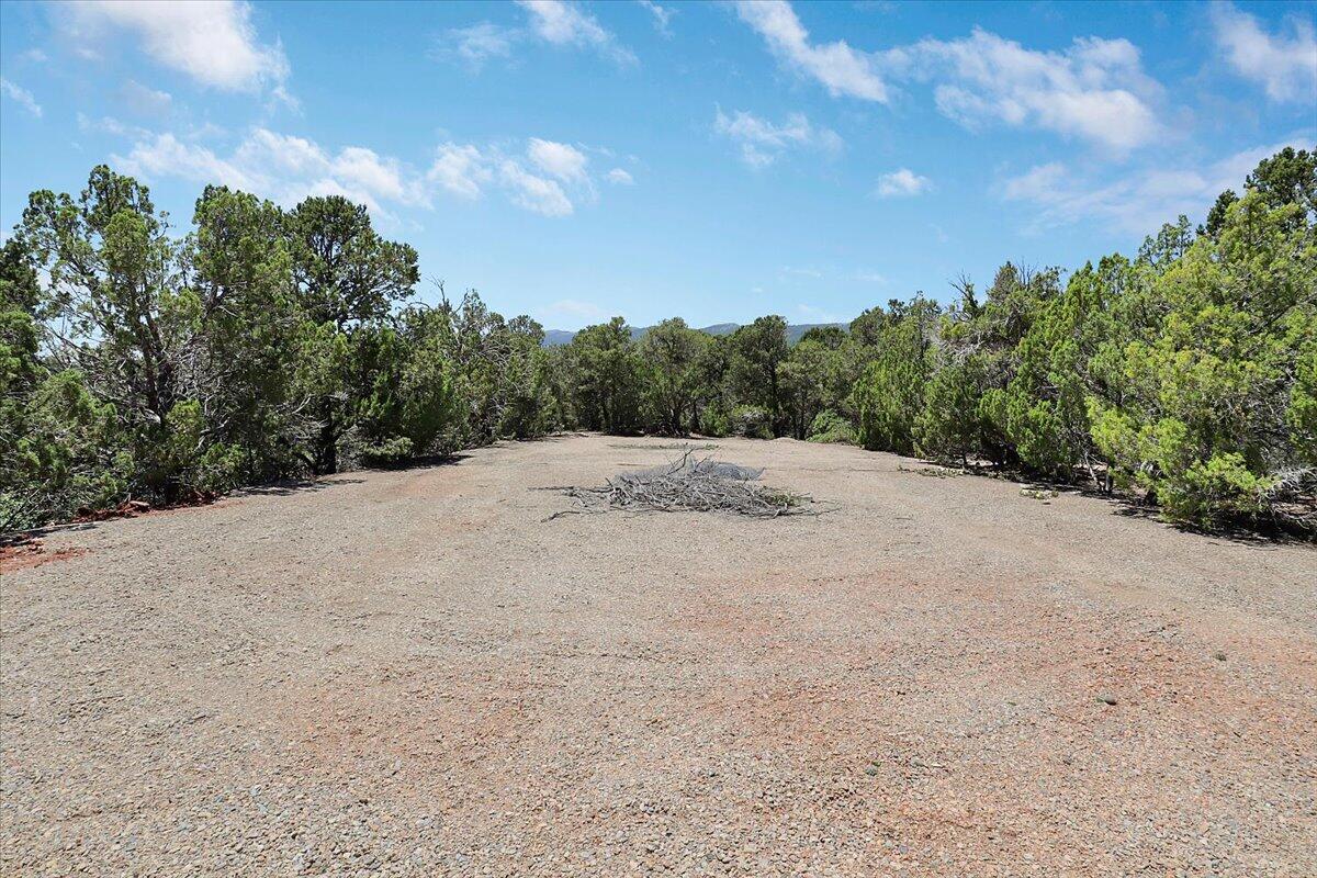 13 PINON Avenue