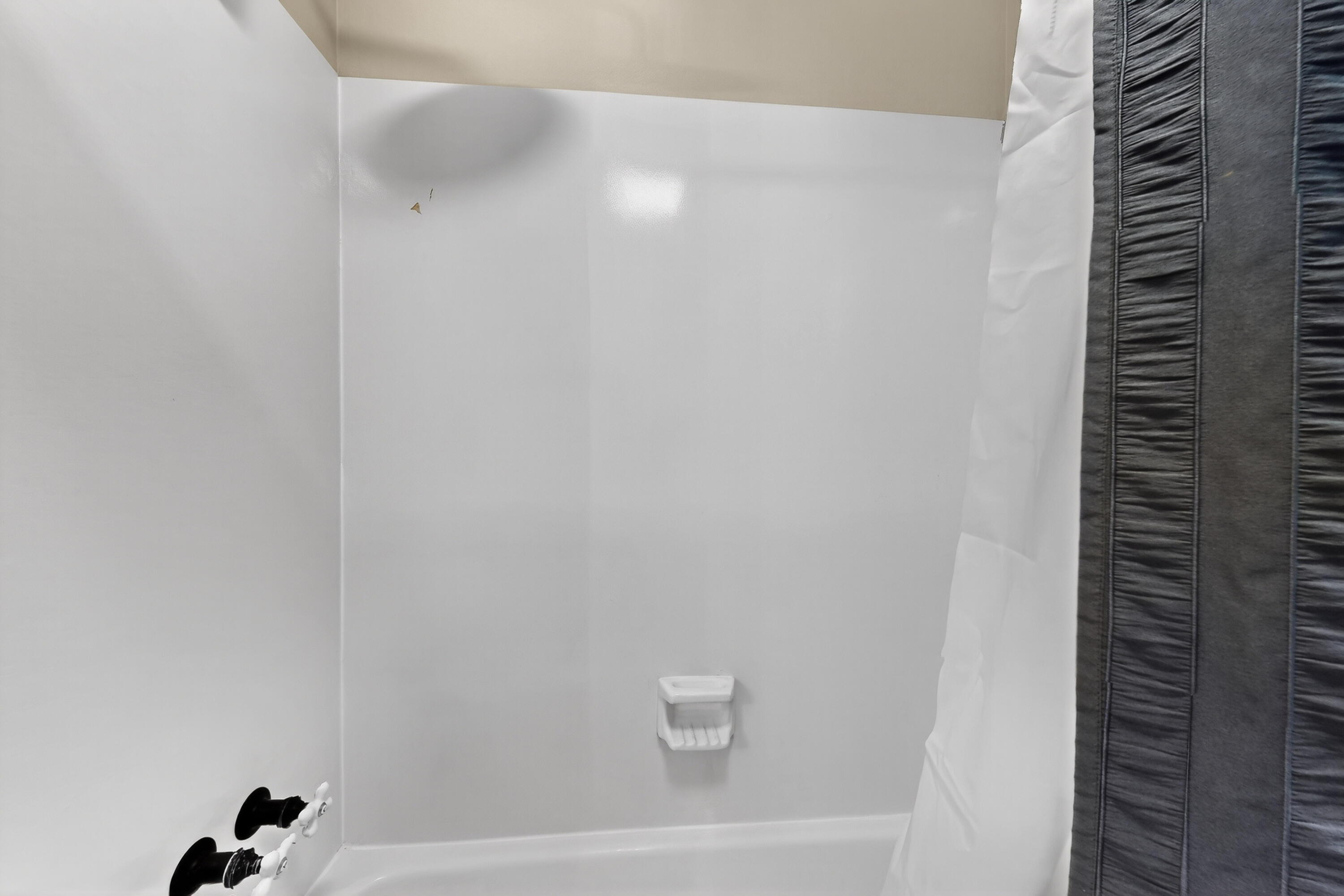 7308 UNION Street NE