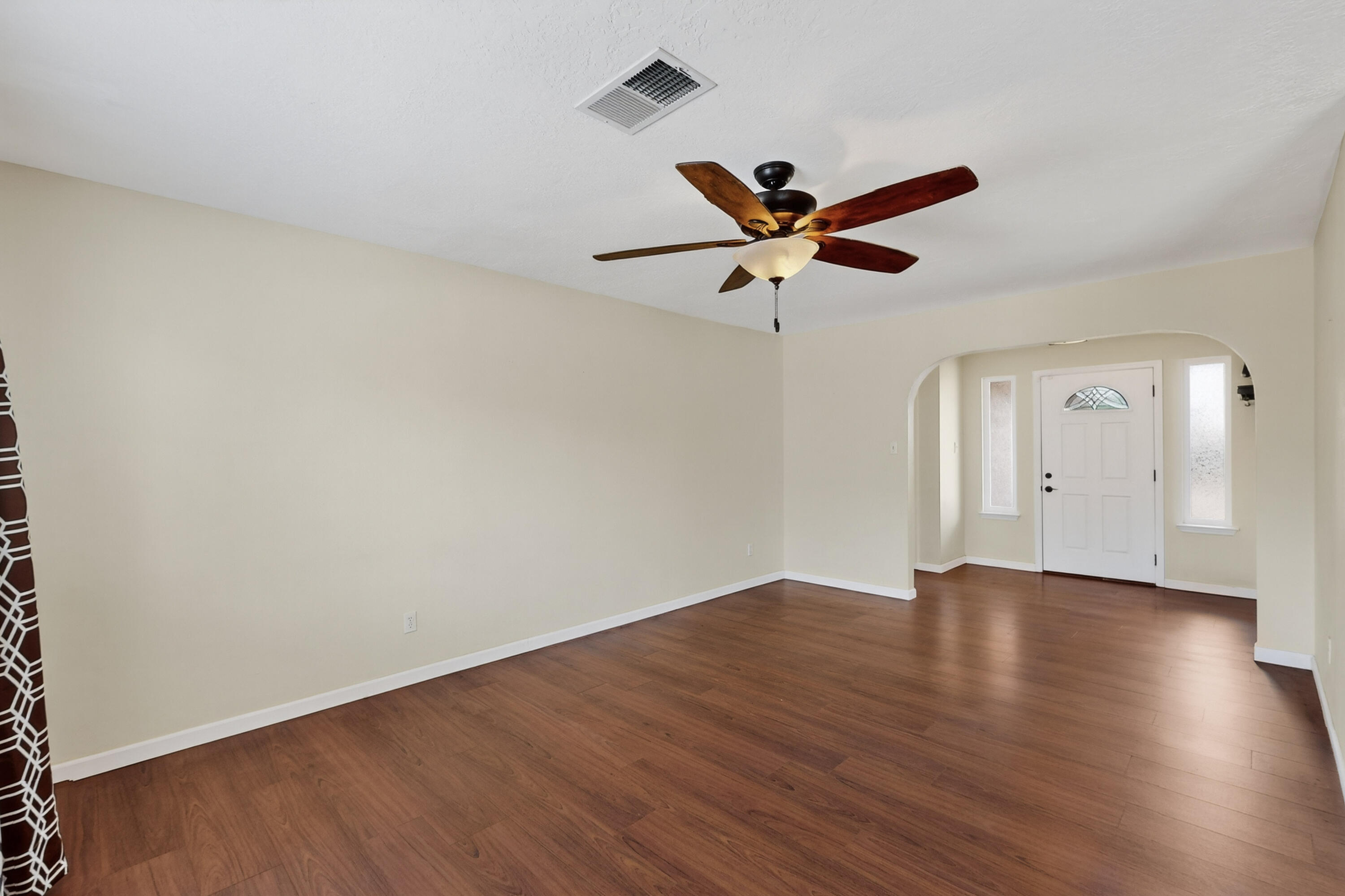 7308 UNION Street NE