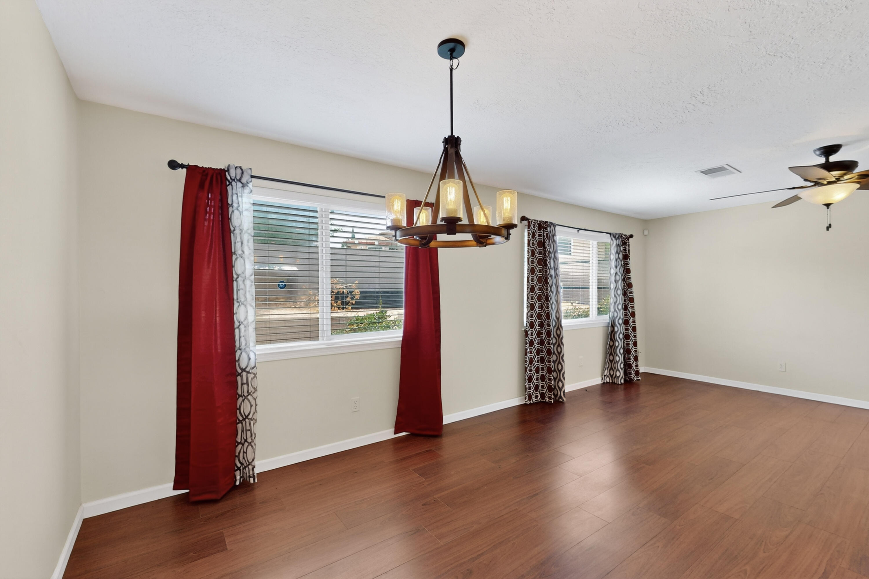 7308 UNION Street NE