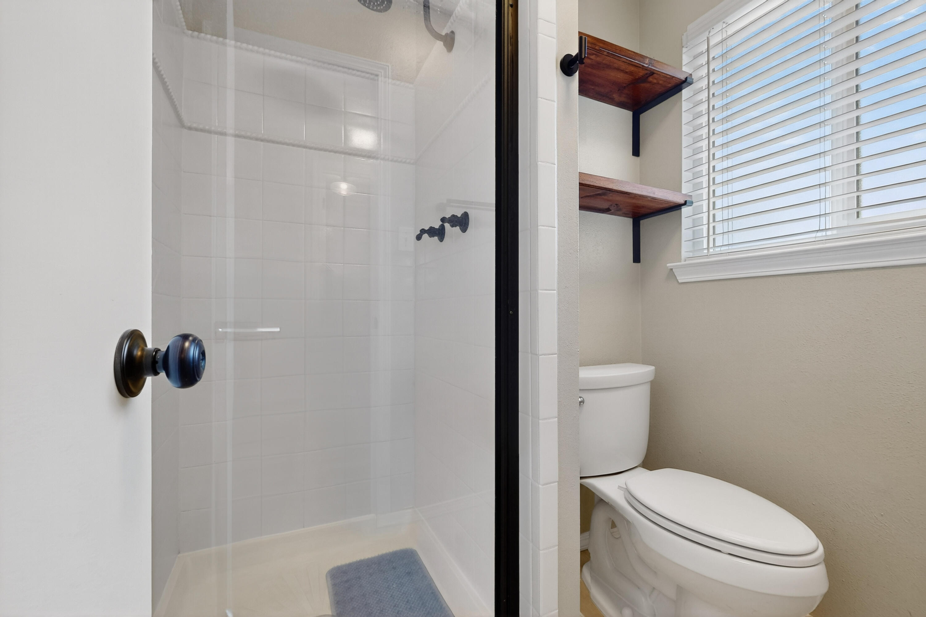 7308 UNION Street NE