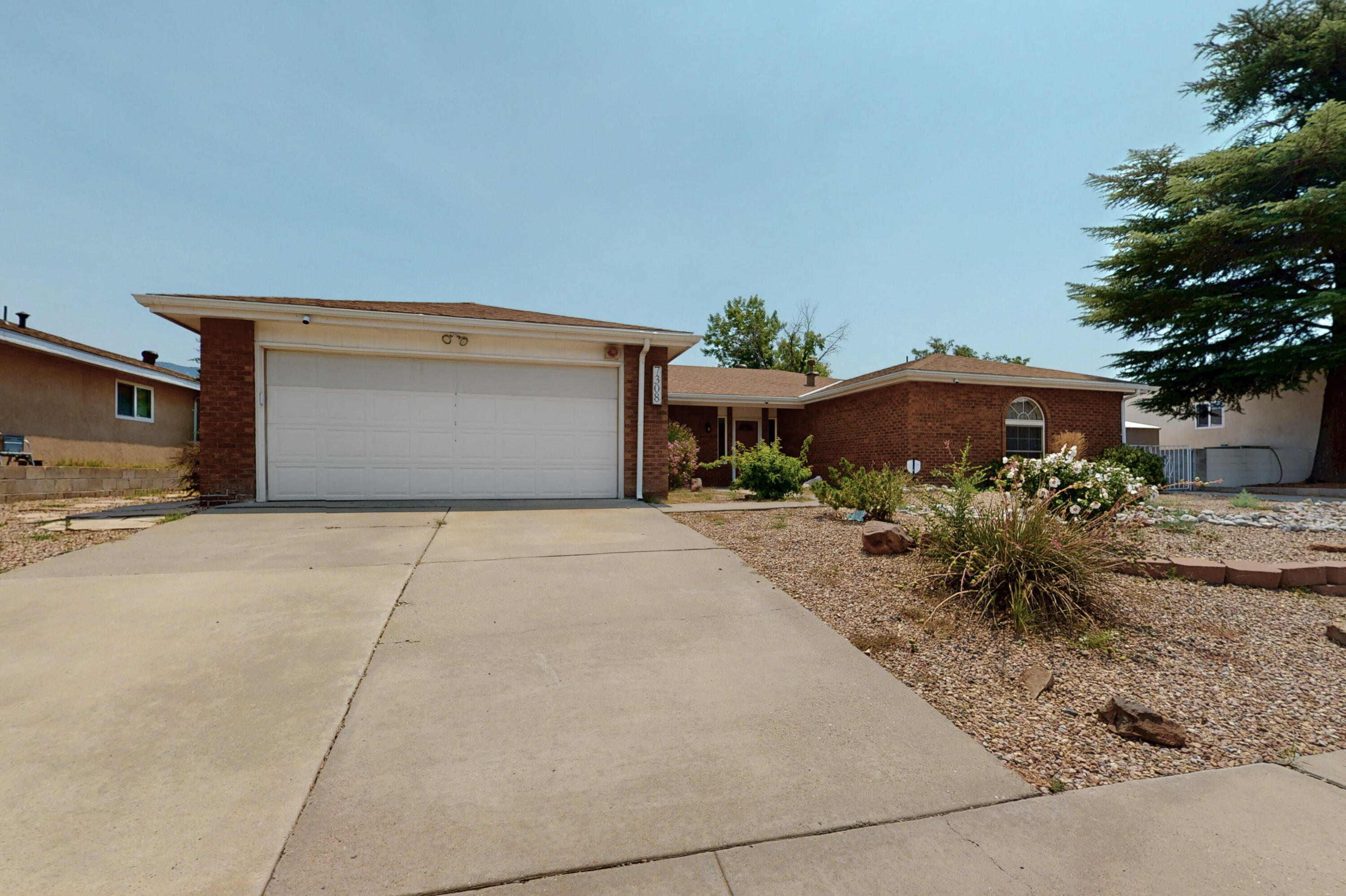 7308 UNION Street NE