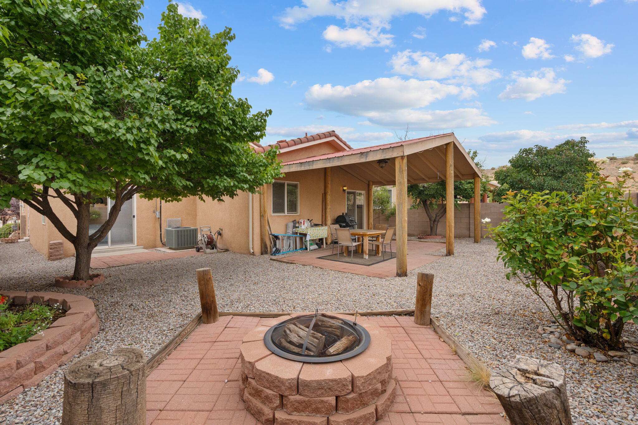 1420 ELK RIDGE Road NE