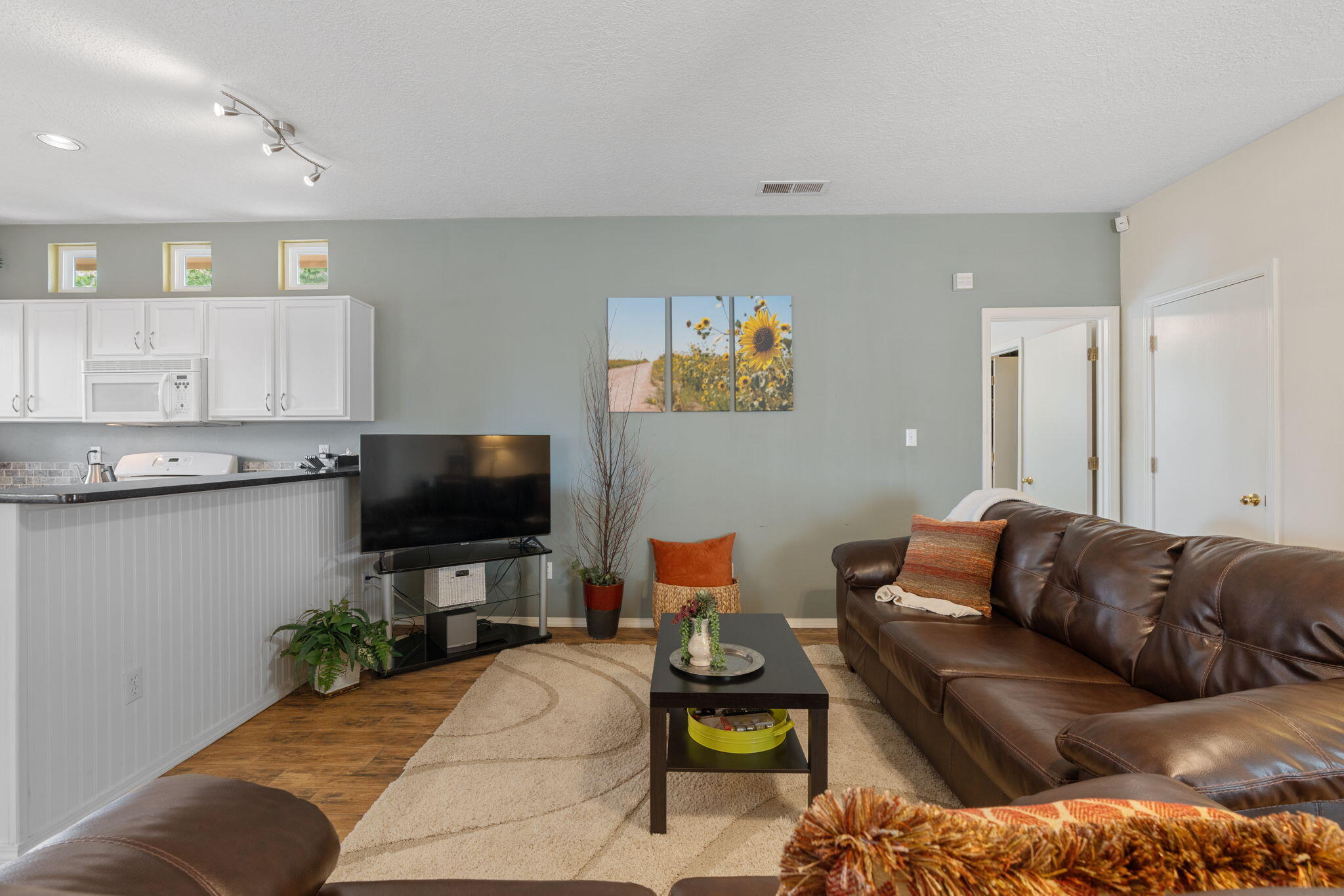 1420 ELK RIDGE Road NE