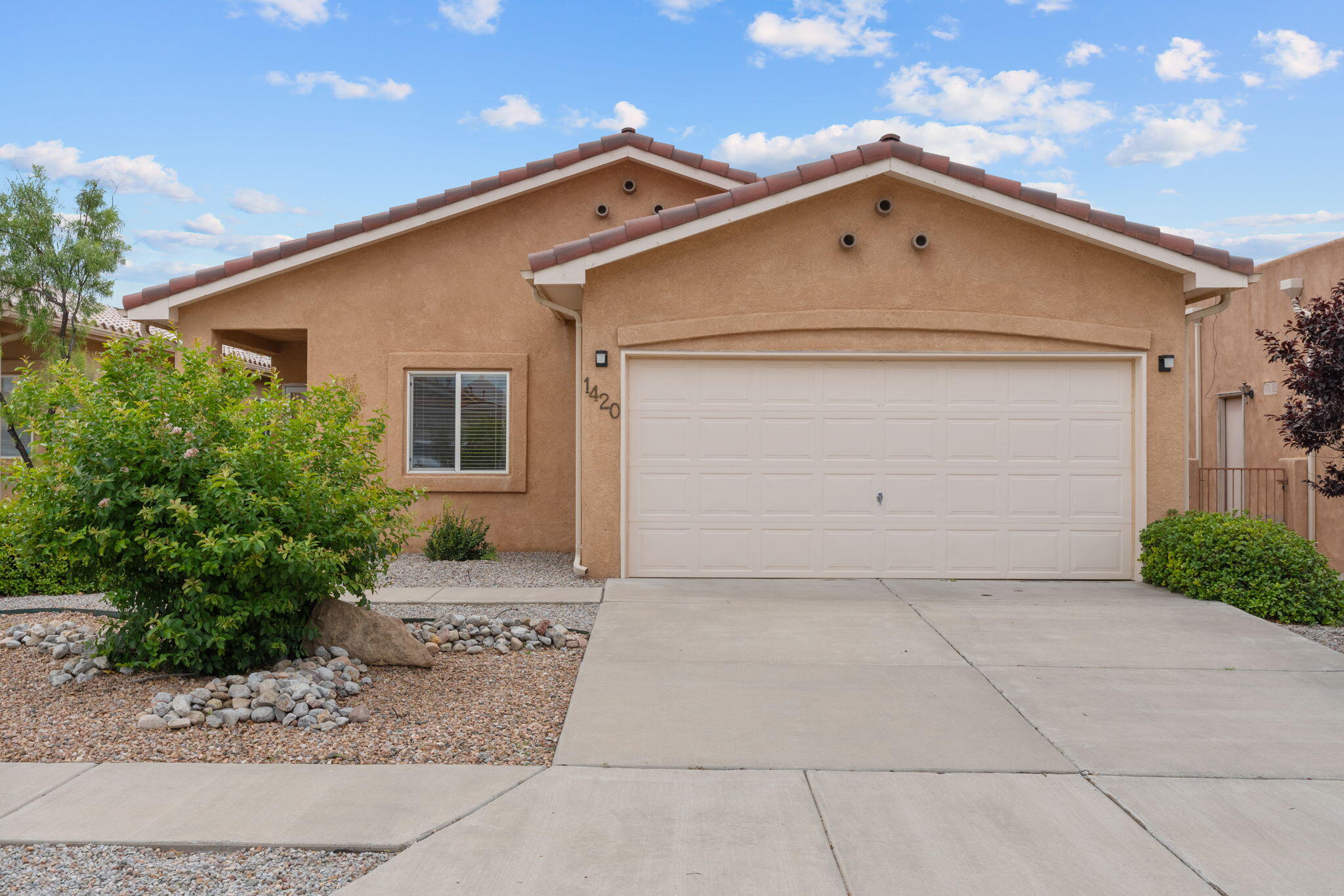 1420 ELK RIDGE Road NE