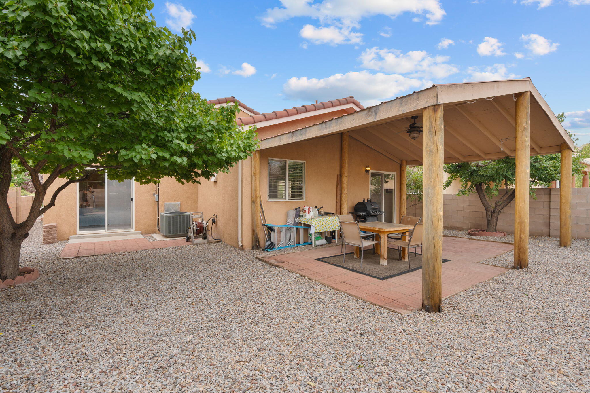 1420 ELK RIDGE Road NE