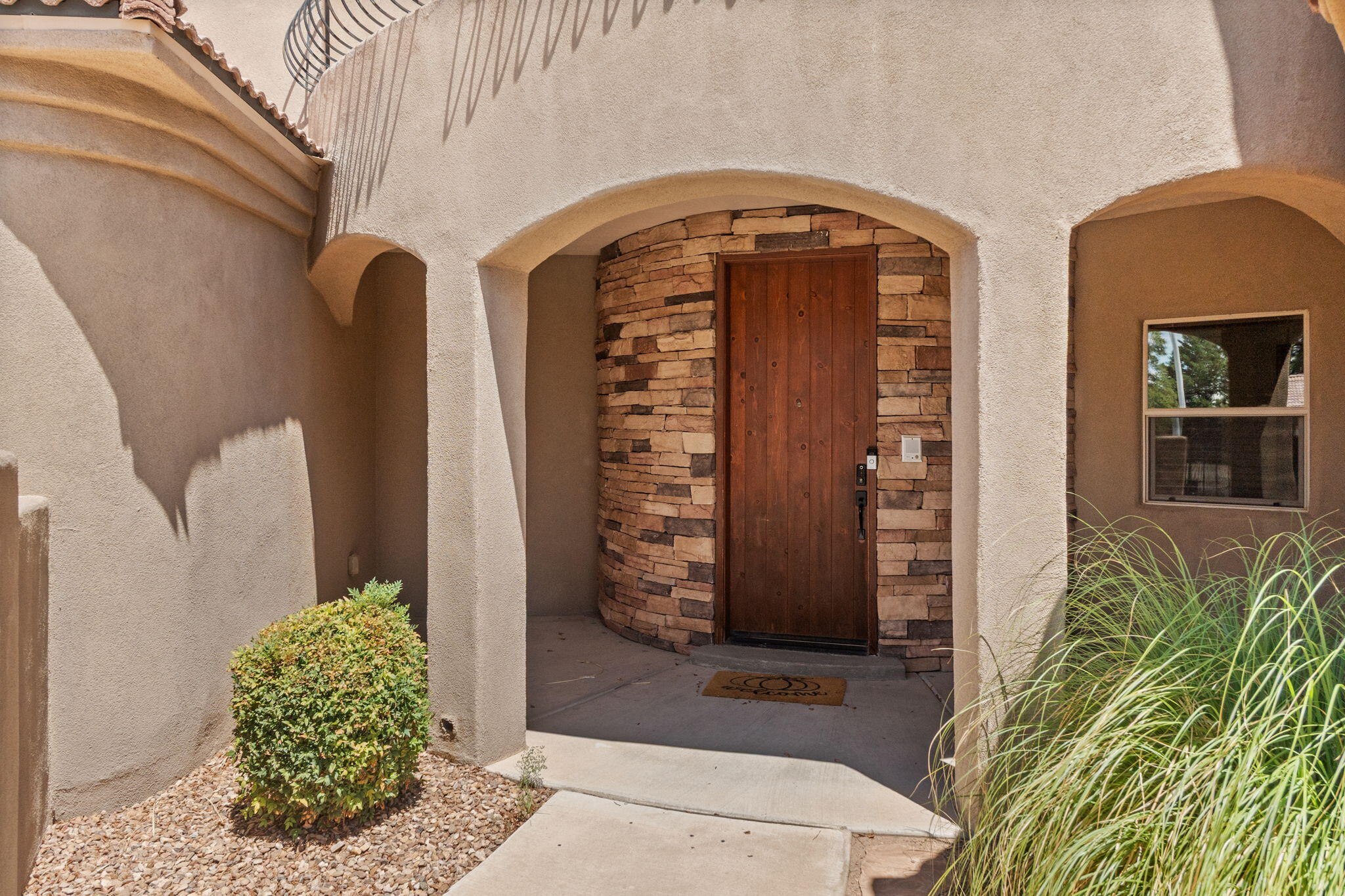 4629 ALBANY Court NW