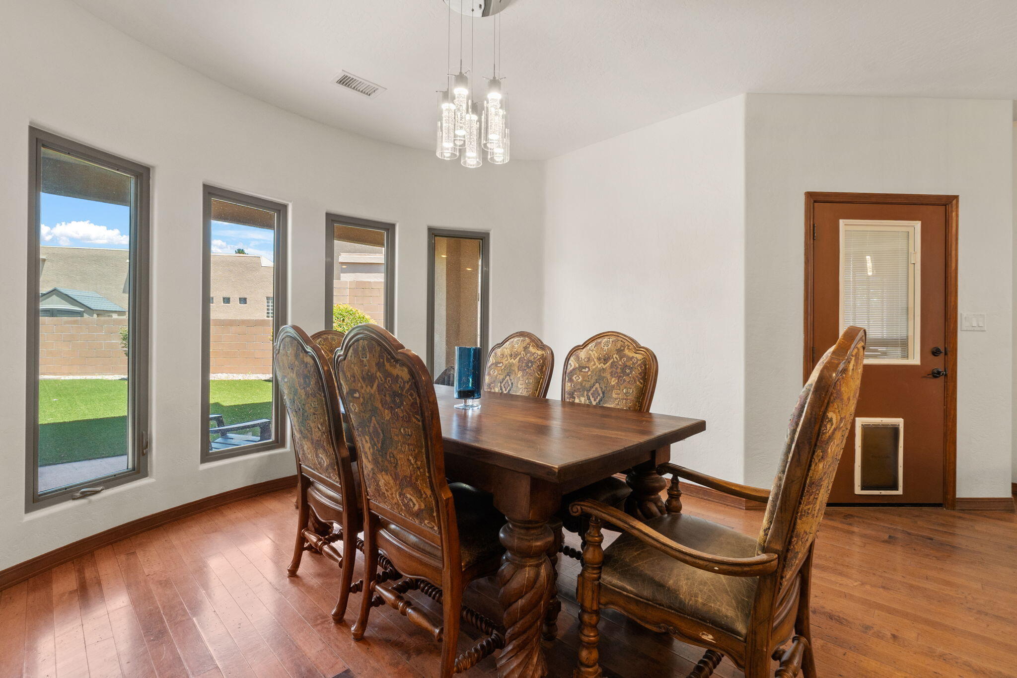 4629 ALBANY Court NW