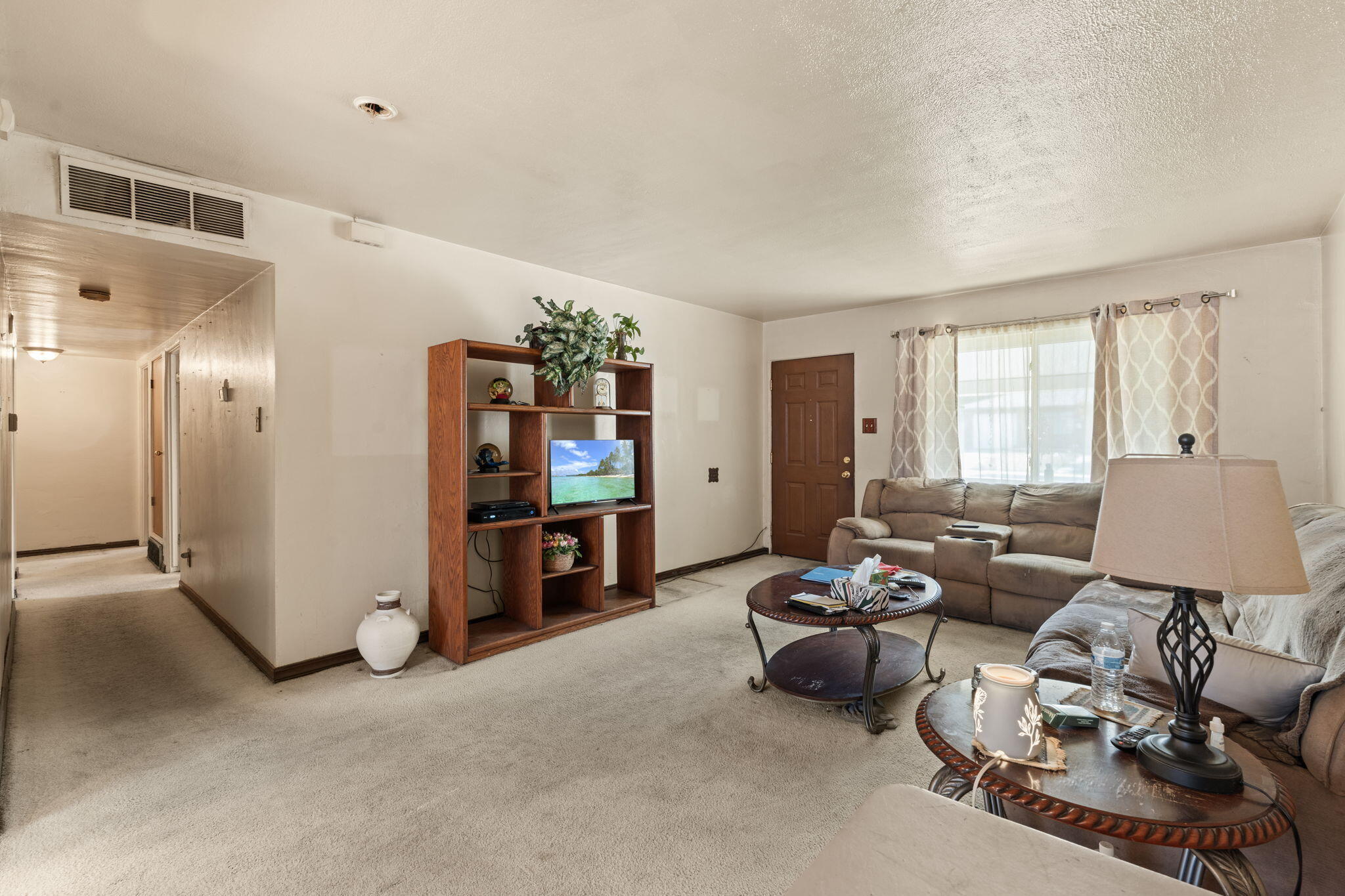 2527 GENERAL BRADLEY Street NE