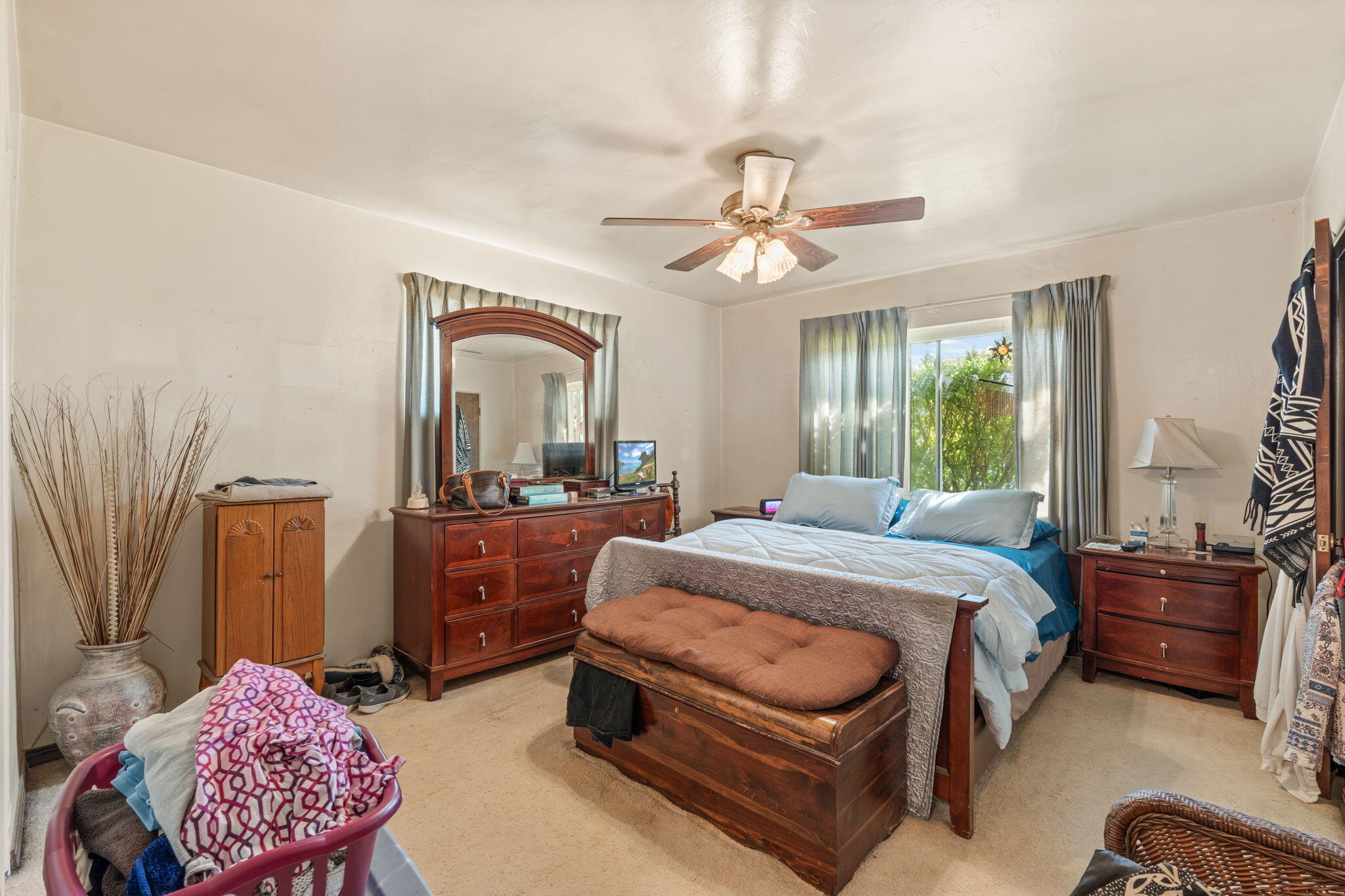 2527 GENERAL BRADLEY Street NE