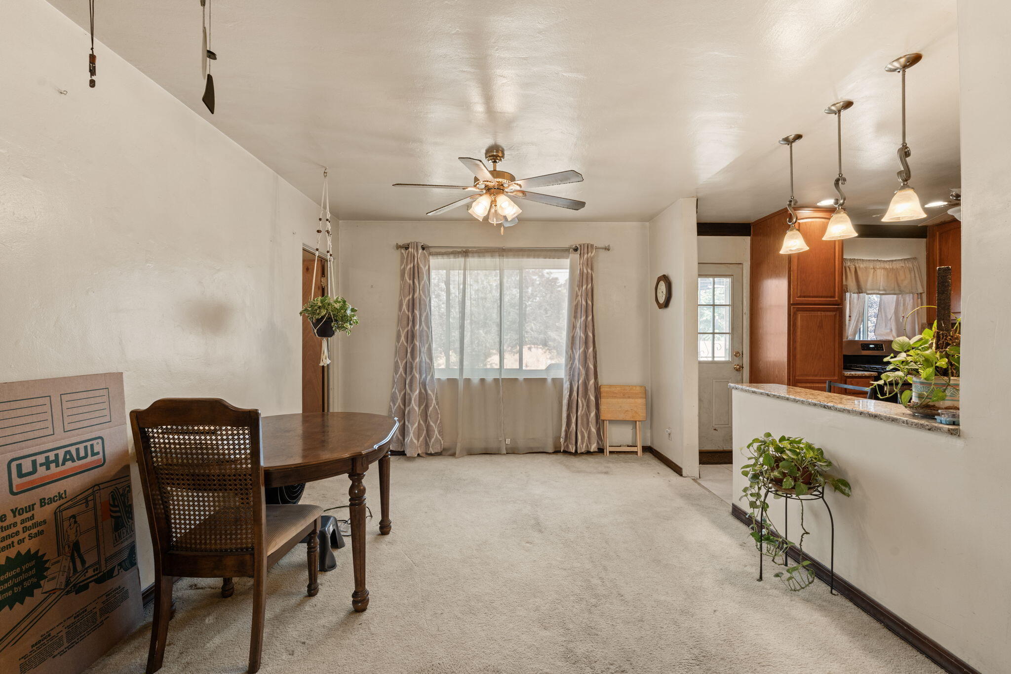 2527 GENERAL BRADLEY Street NE