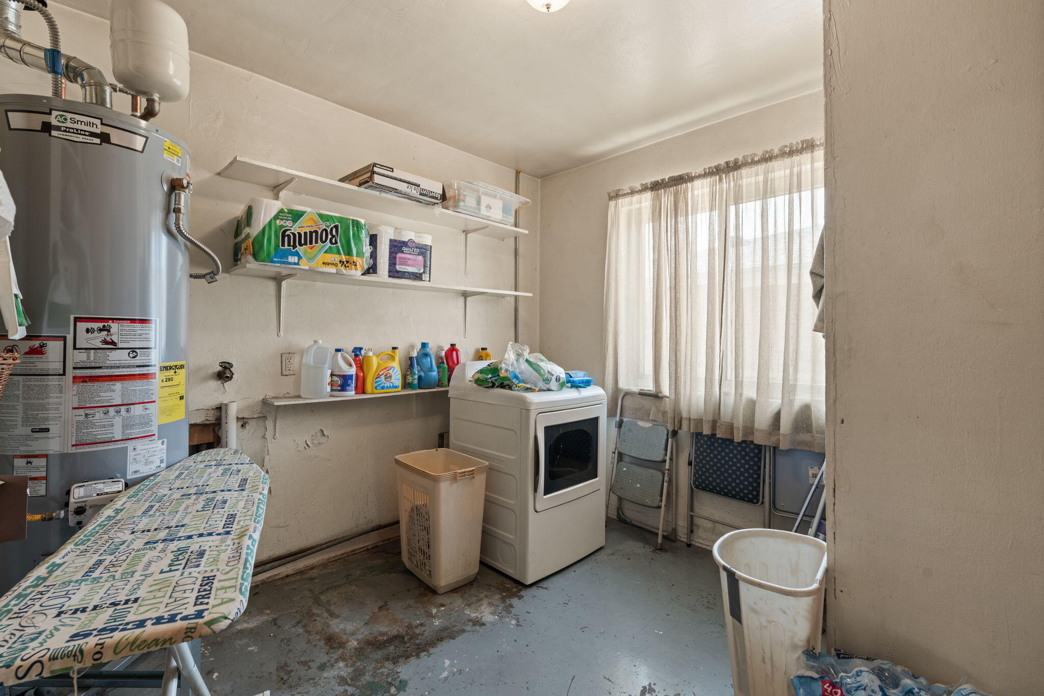 2527 GENERAL BRADLEY Street NE