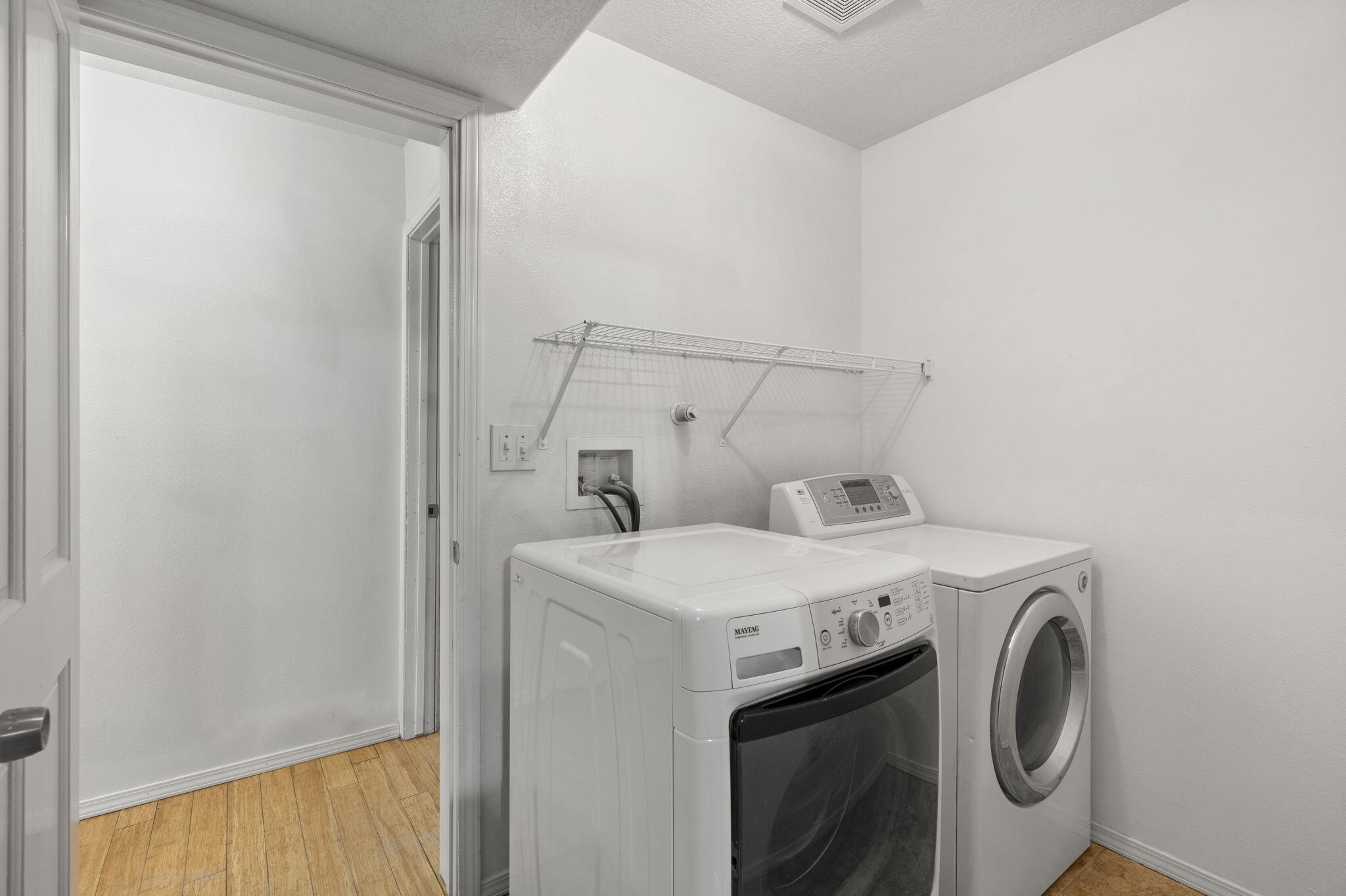 2016 SELWAY Place NW