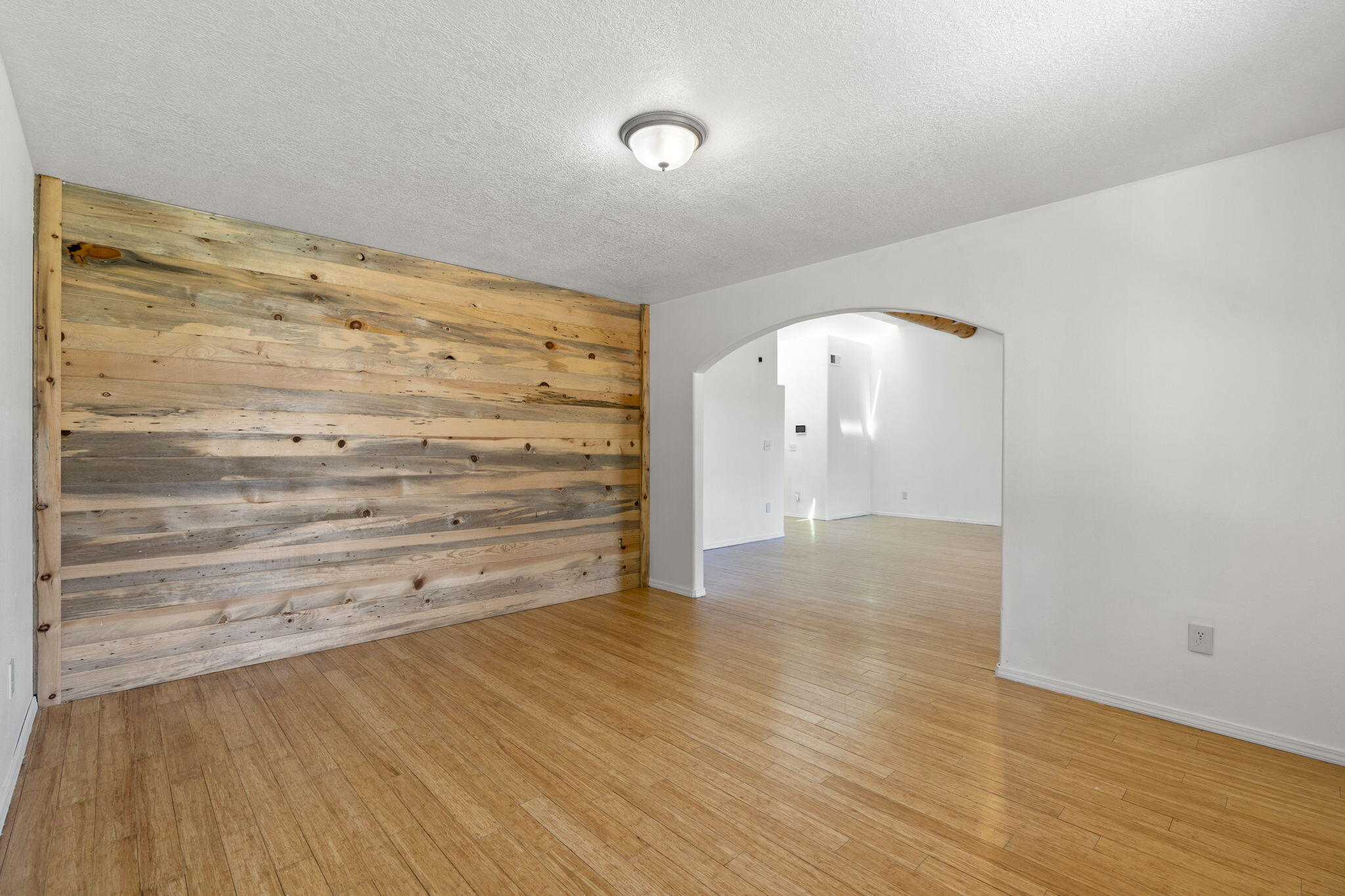 2016 SELWAY Place NW