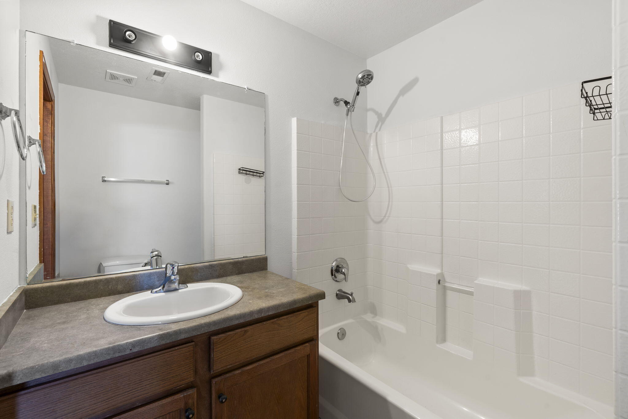 2016 SELWAY Place NW