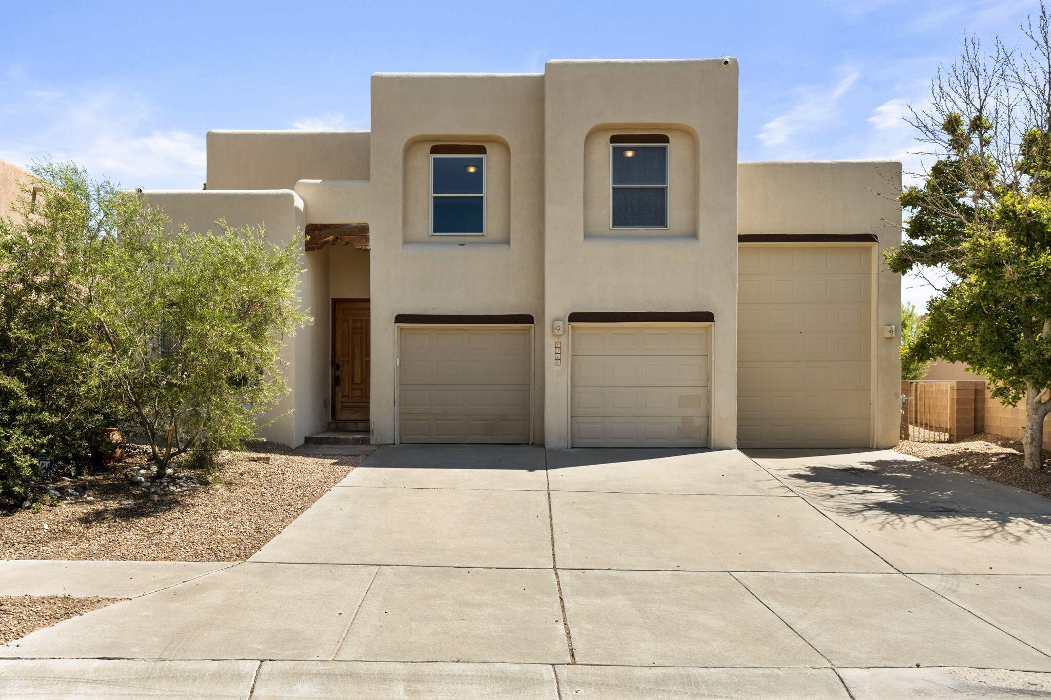 2016 SELWAY Place NW