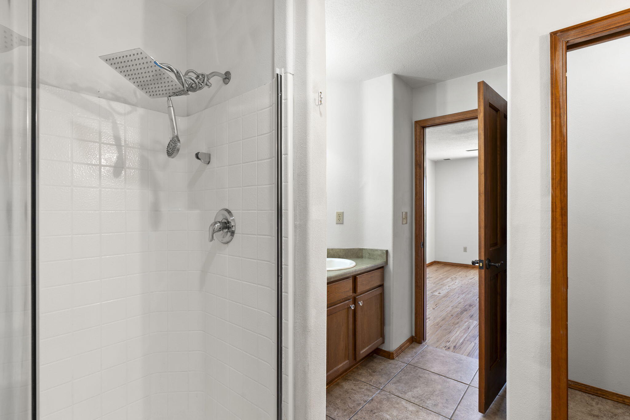 2016 SELWAY Place NW