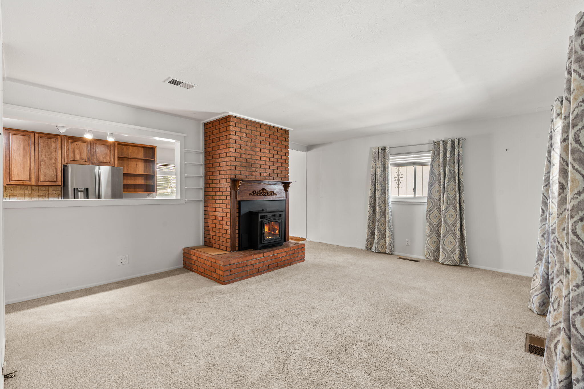 1501 ELIZABETH Street NE