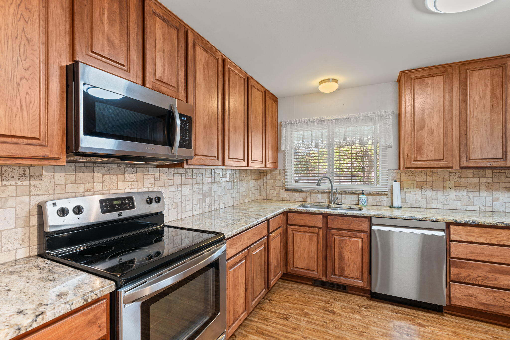 1501 ELIZABETH Street NE